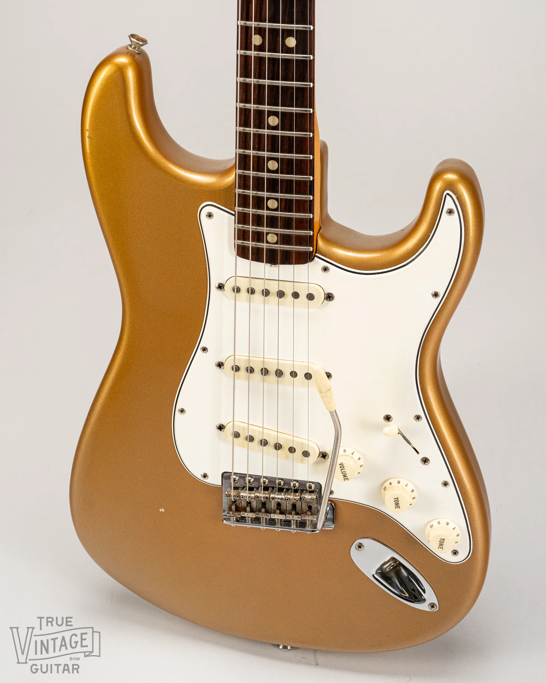 1965 Fender Stratocaster Firemist Gold - Image 9