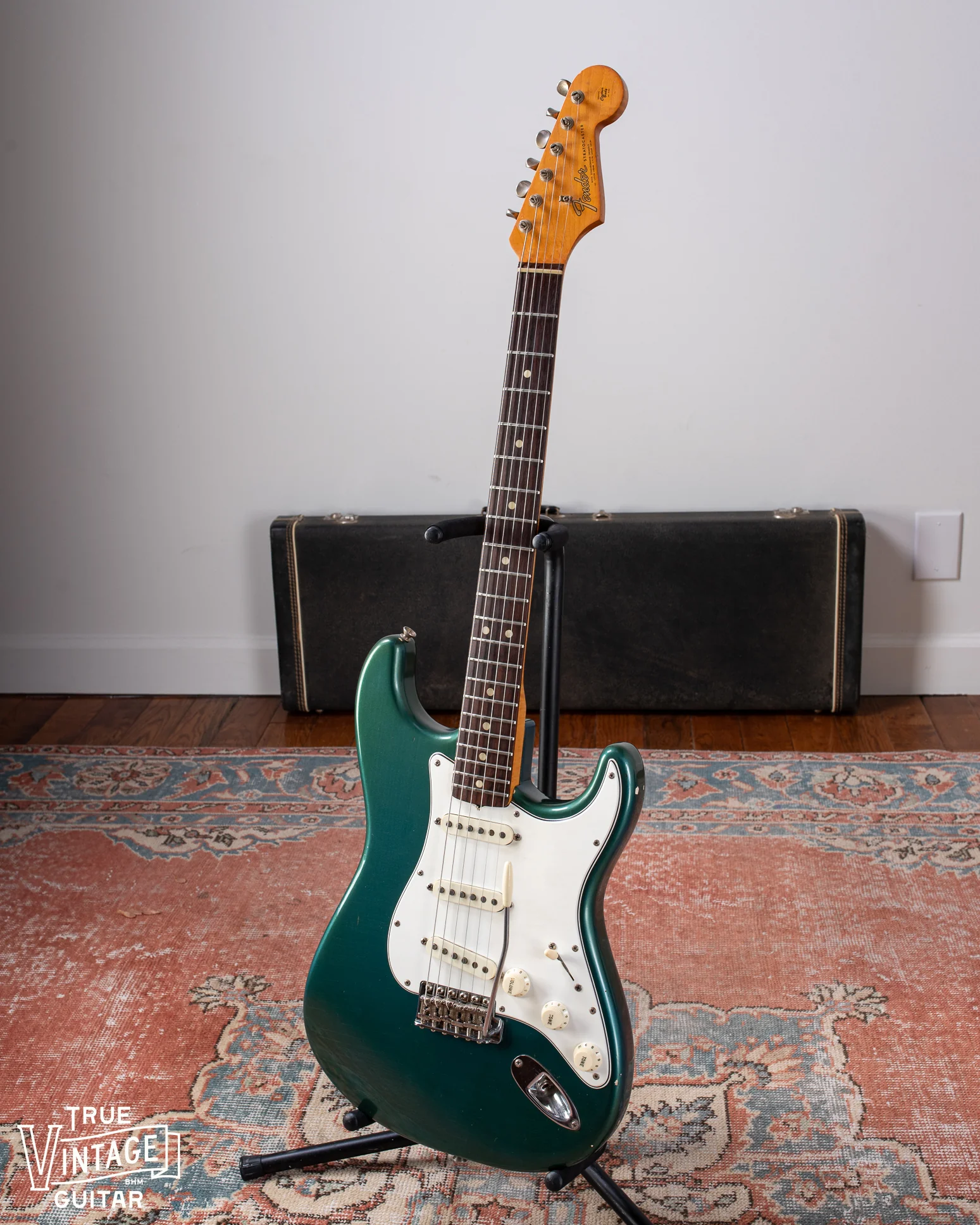 1965 Fender Stratocaster Lake Placid Blue - Image 3