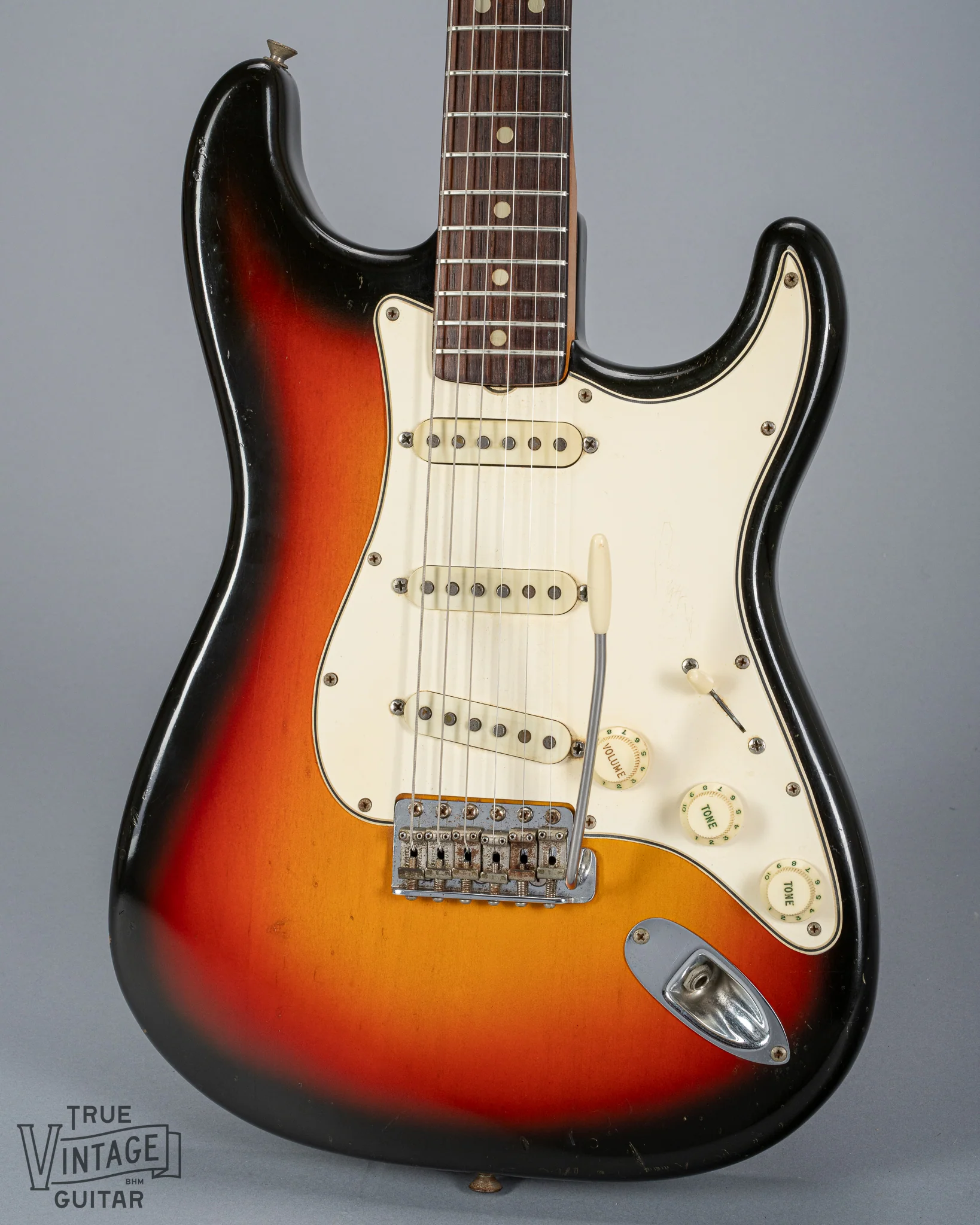 1965 Fender Stratocaster Sunburst - Image 4