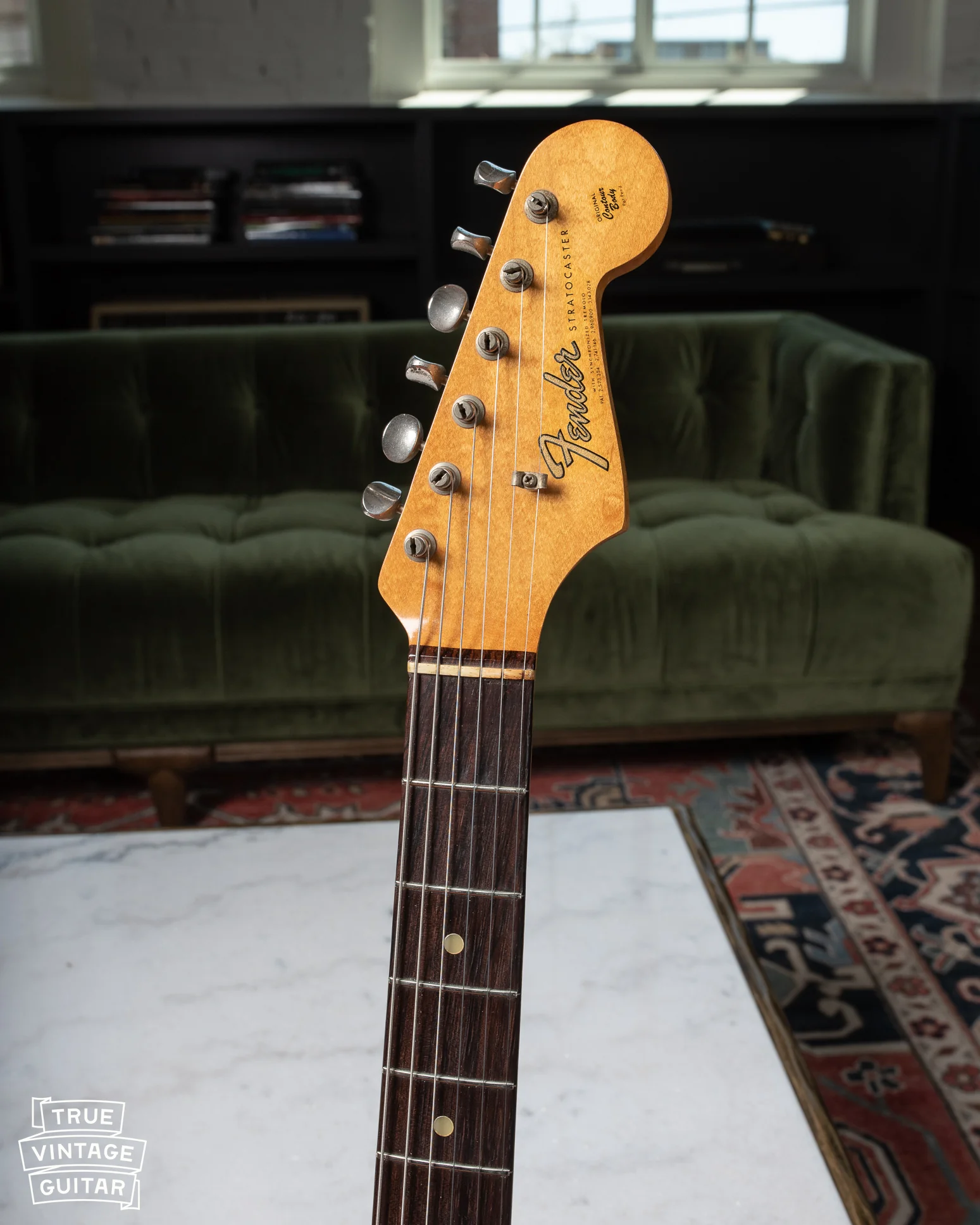 1965 Fender Stratocaster Sunburst - Image 3