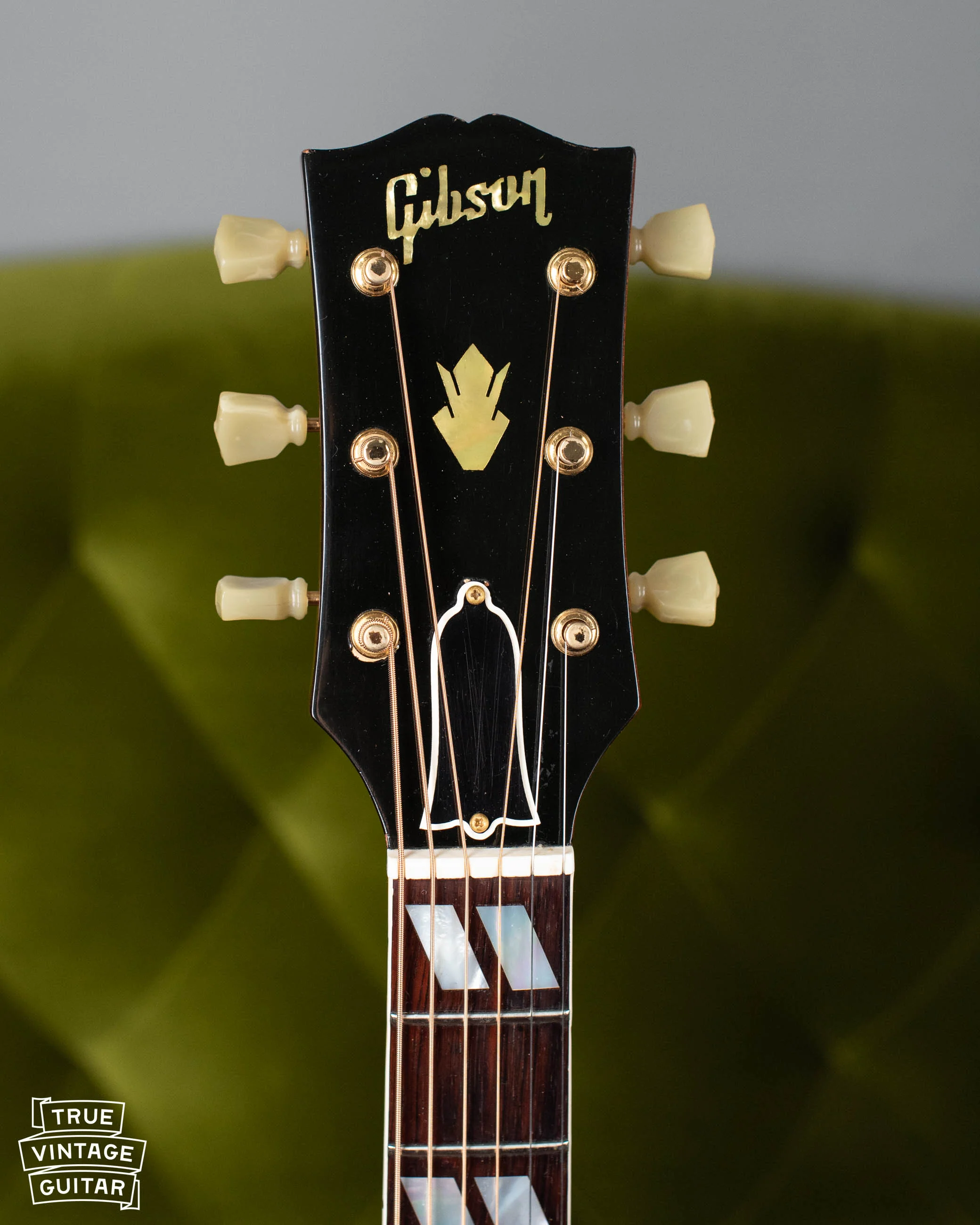 1965 Gibson Hummingbird guitar - Image 2