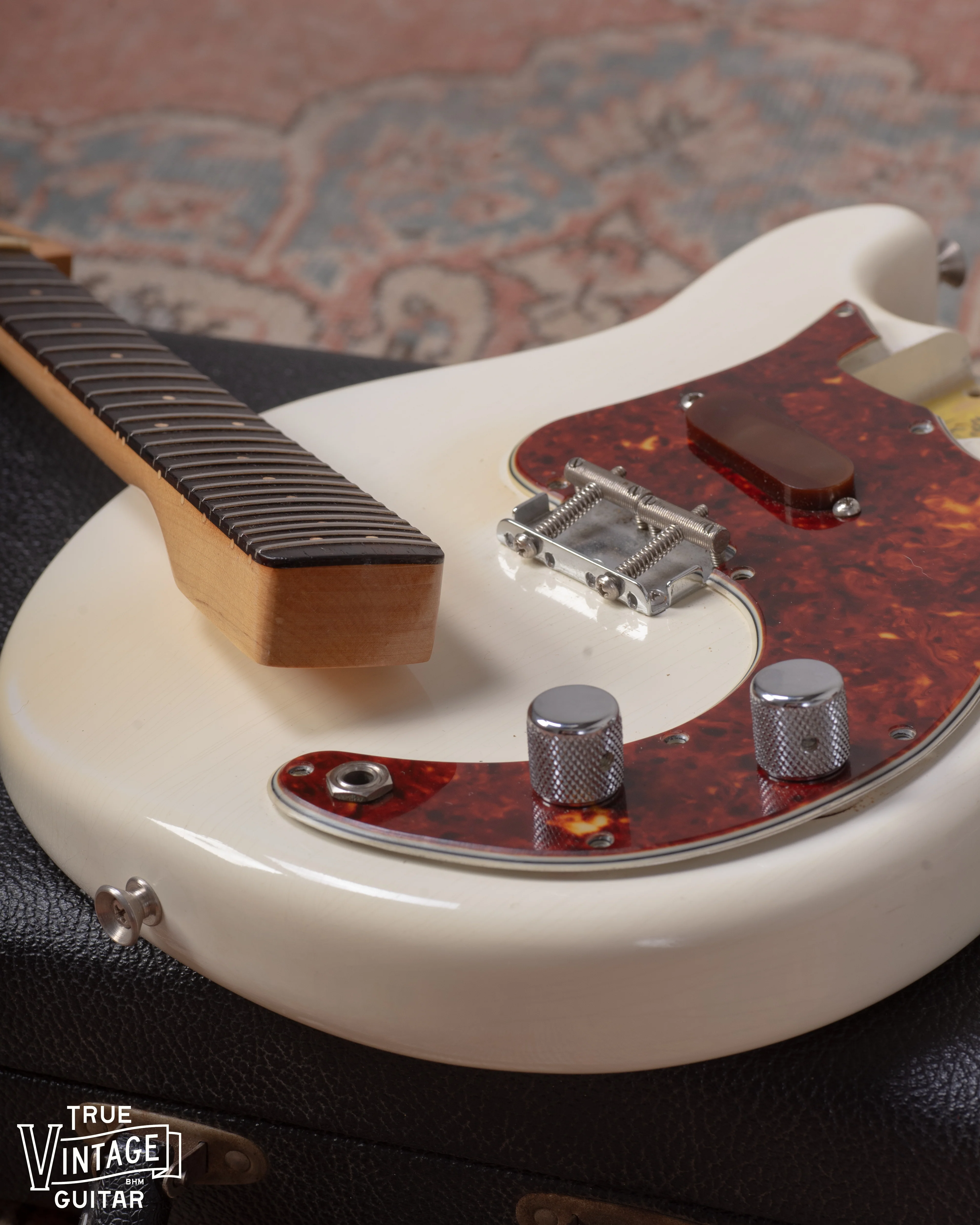1966 Fender Electric Mandolin Olympic White - Image 9