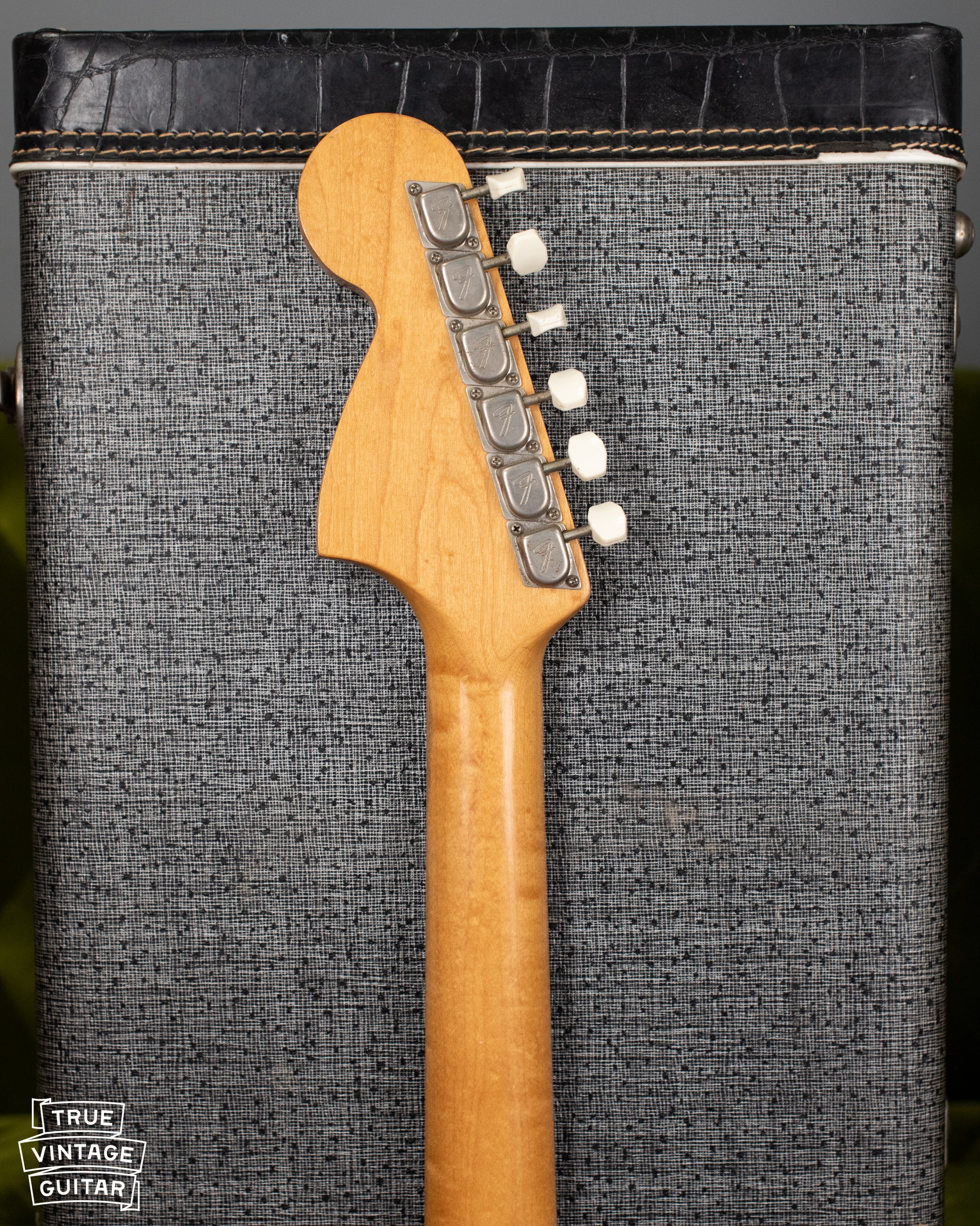 1966 Fender Mustang Red - Image 11
