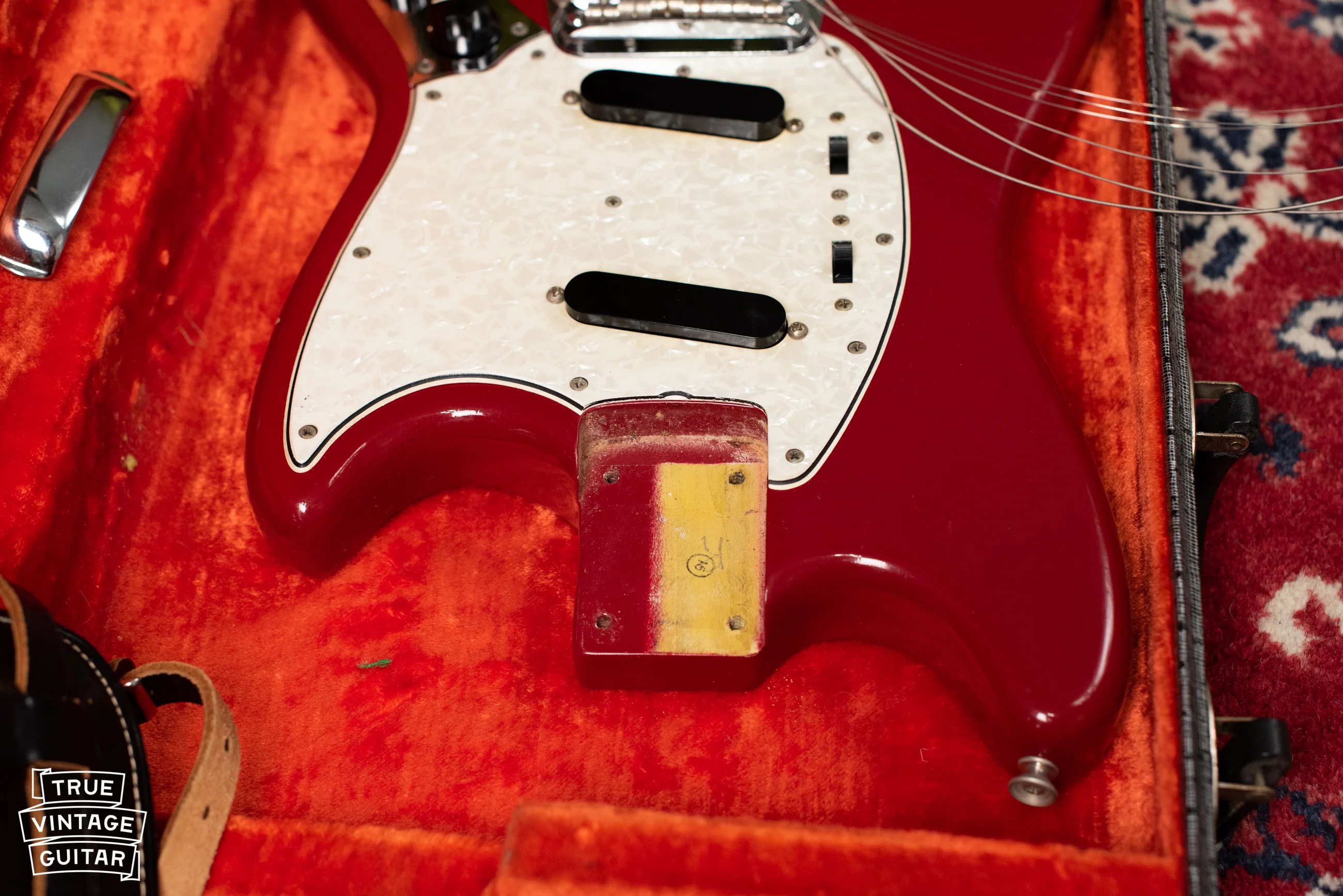 1966 Fender Mustang Red - Image 18