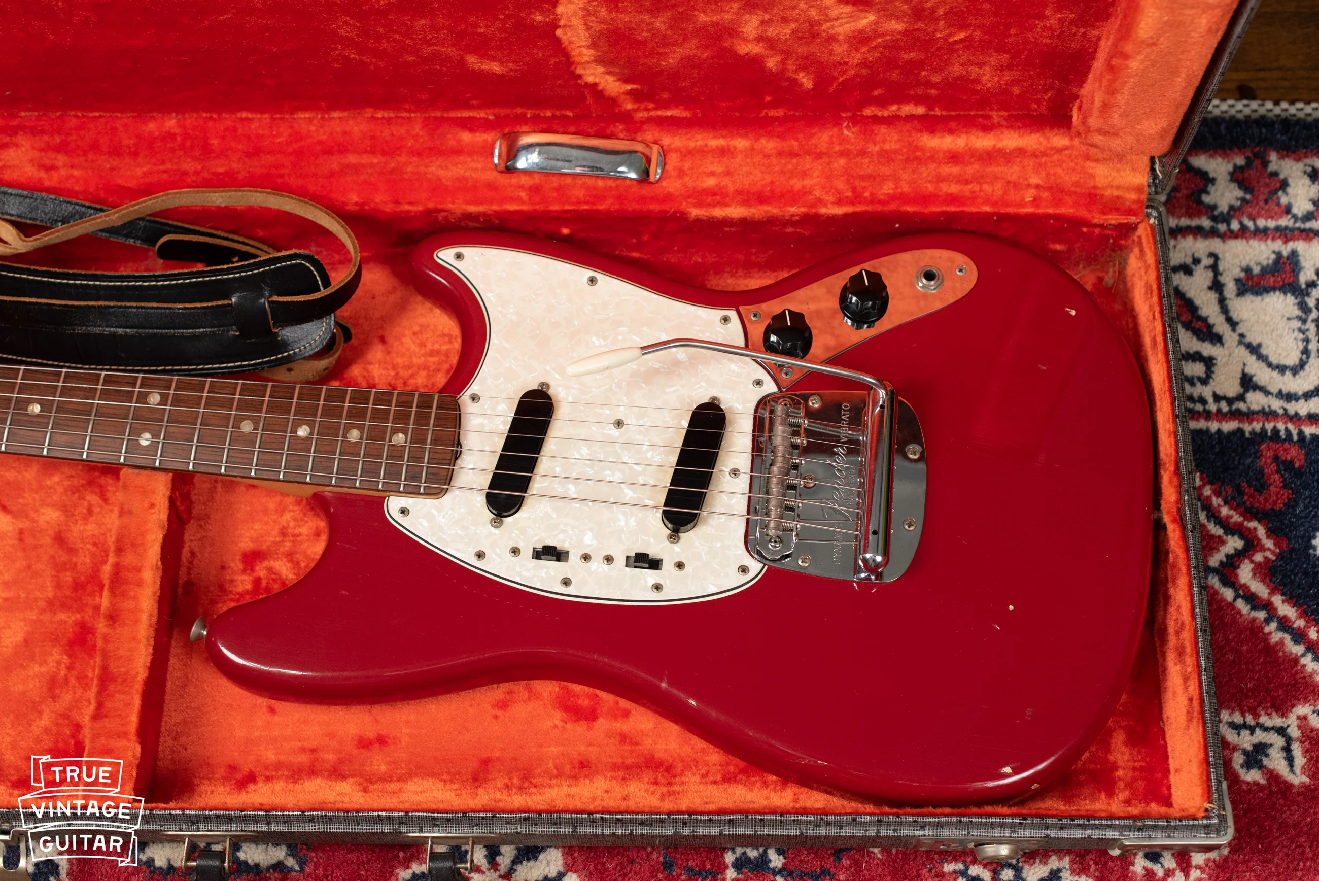 1966 Fender Mustang Red - Image 4