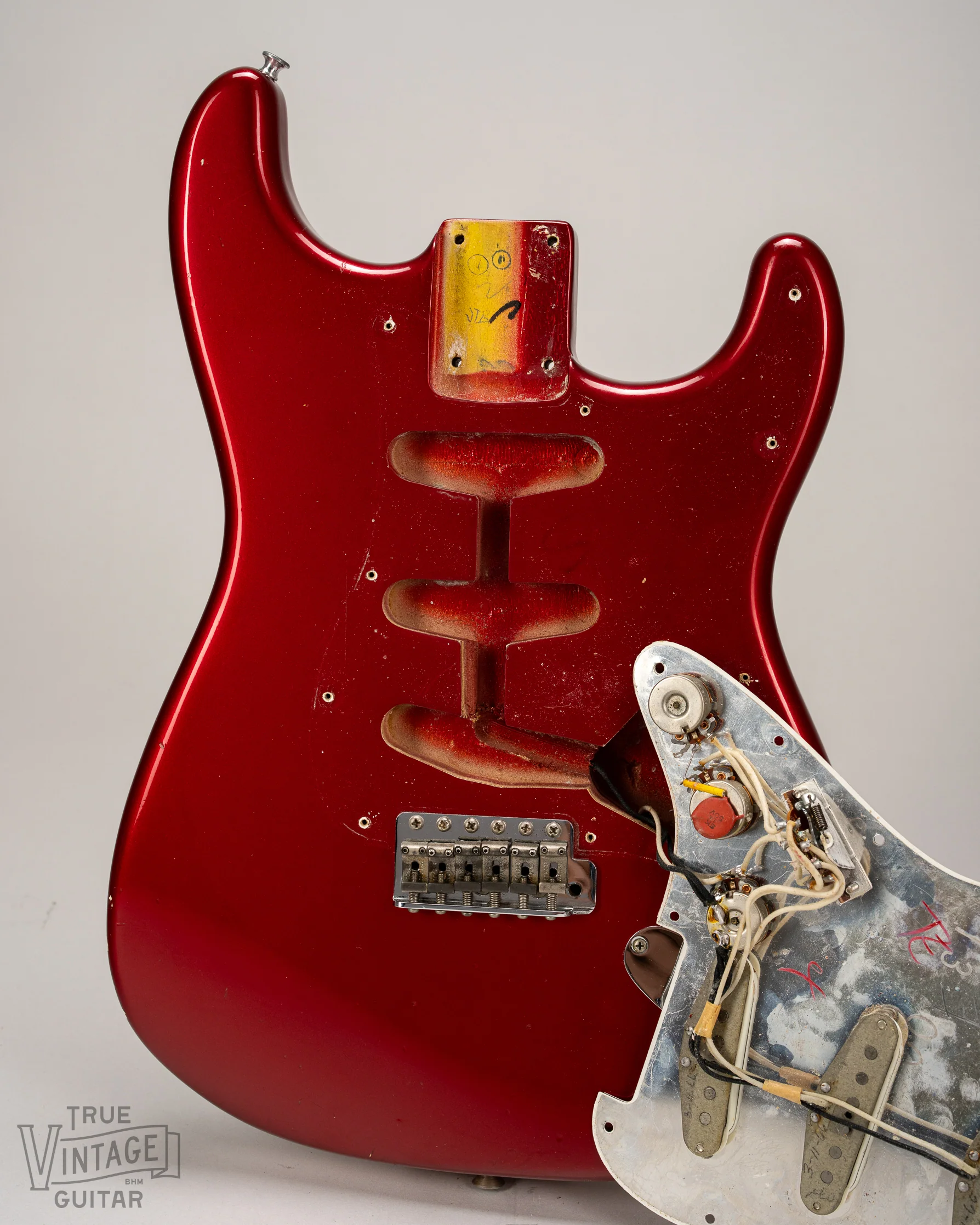 1966 Fender Stratocaster Candy Apple Red - Image 12