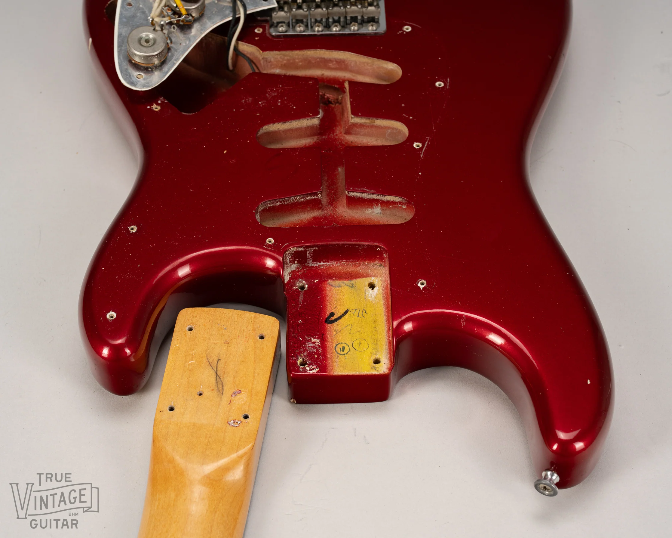 1966 Fender Stratocaster Candy Apple Red - Image 14