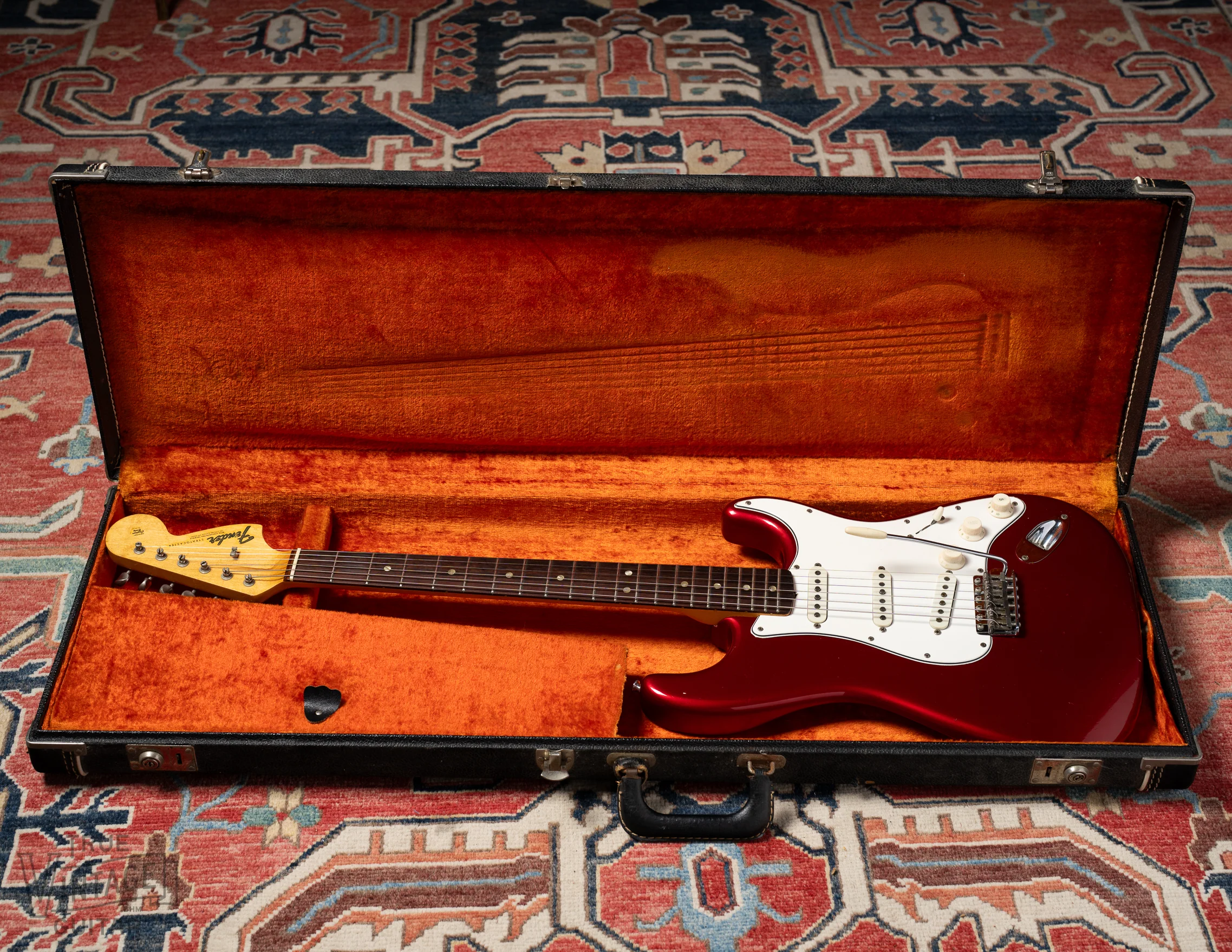 1966 Fender Stratocaster Candy Apple Red - Image 23