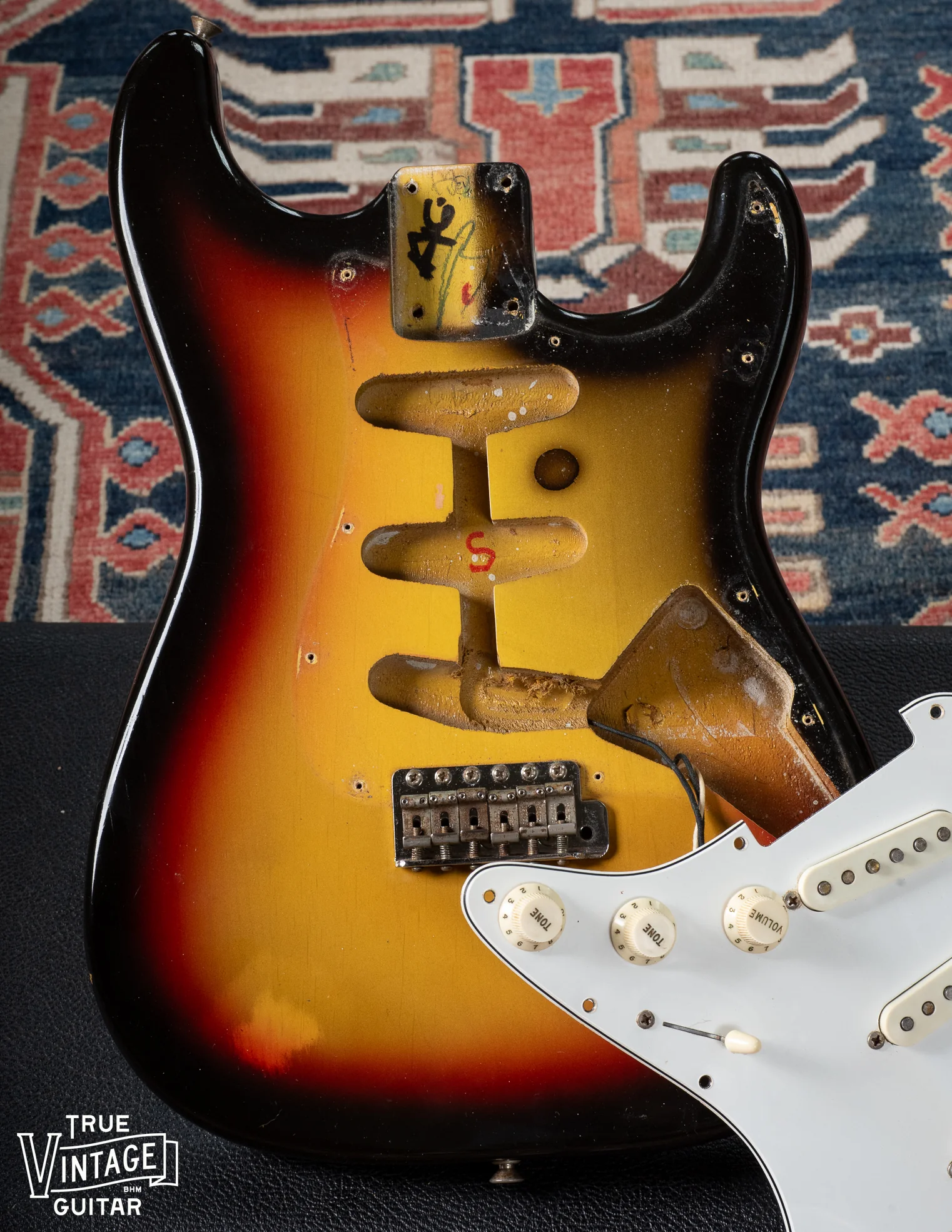 1966 Fender Stratocaster Sunburst - Image 13