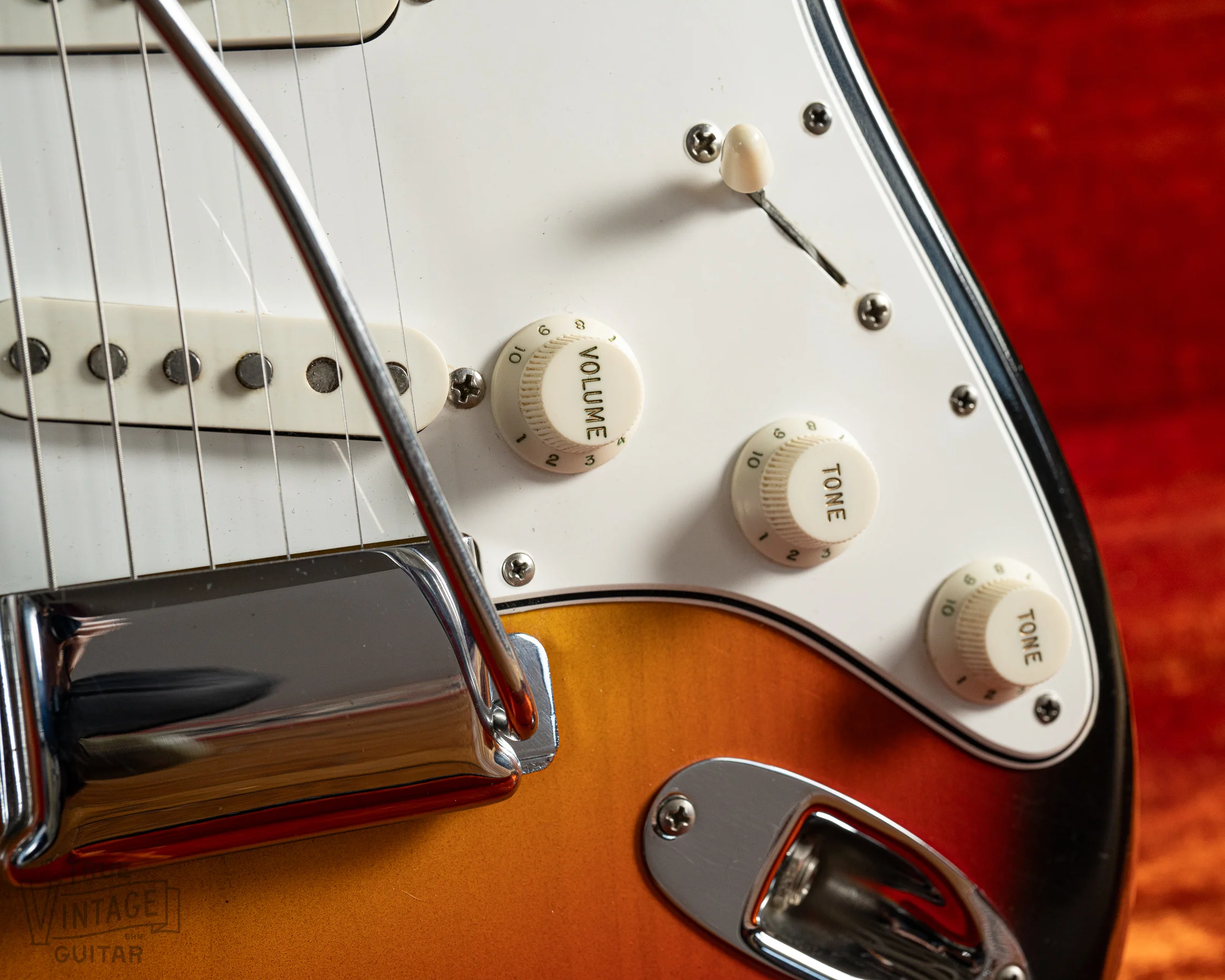 1966 Fender Stratocaster Sunburst - Image 16