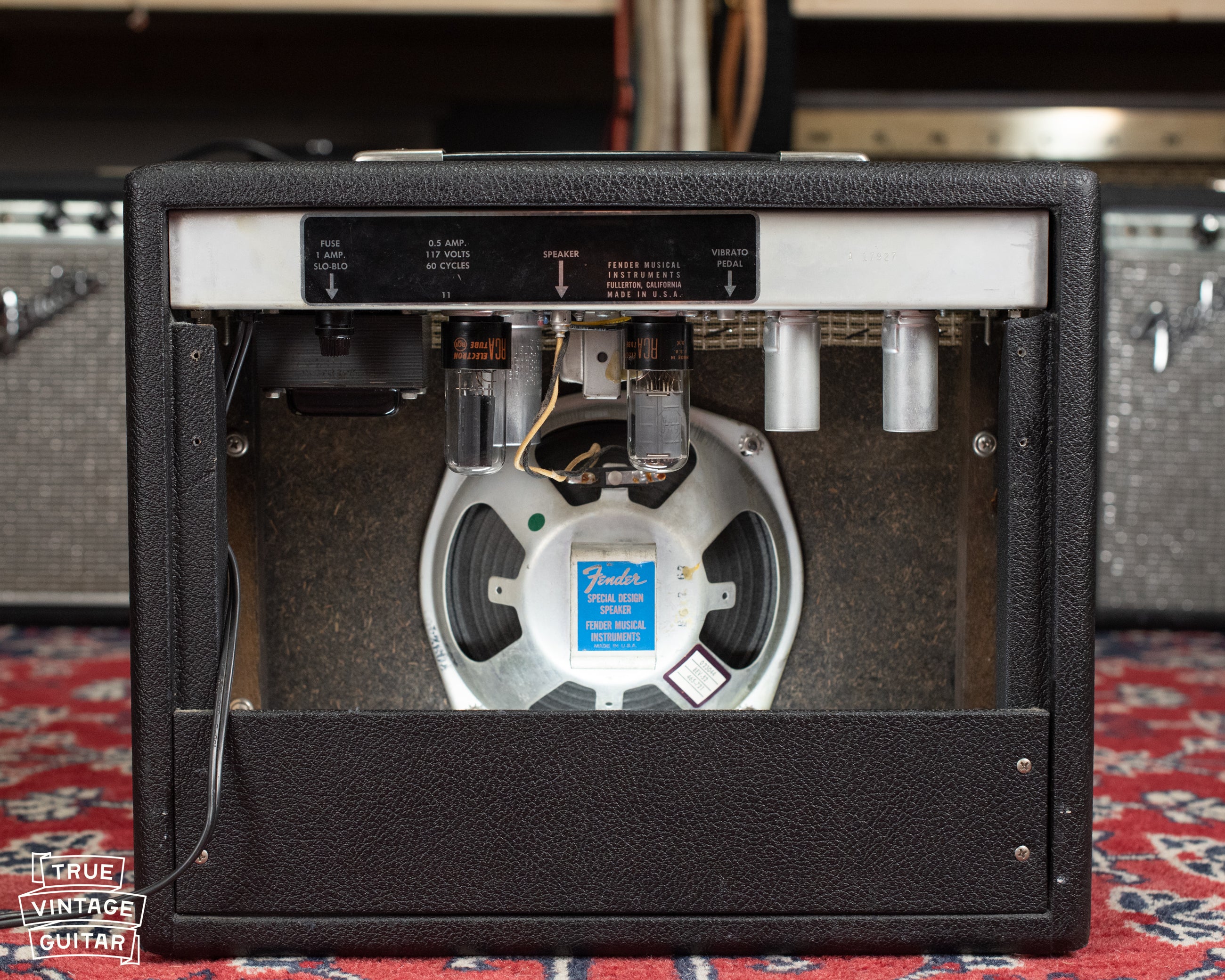 1967 Fender Vibro Champ Amp - Image 6