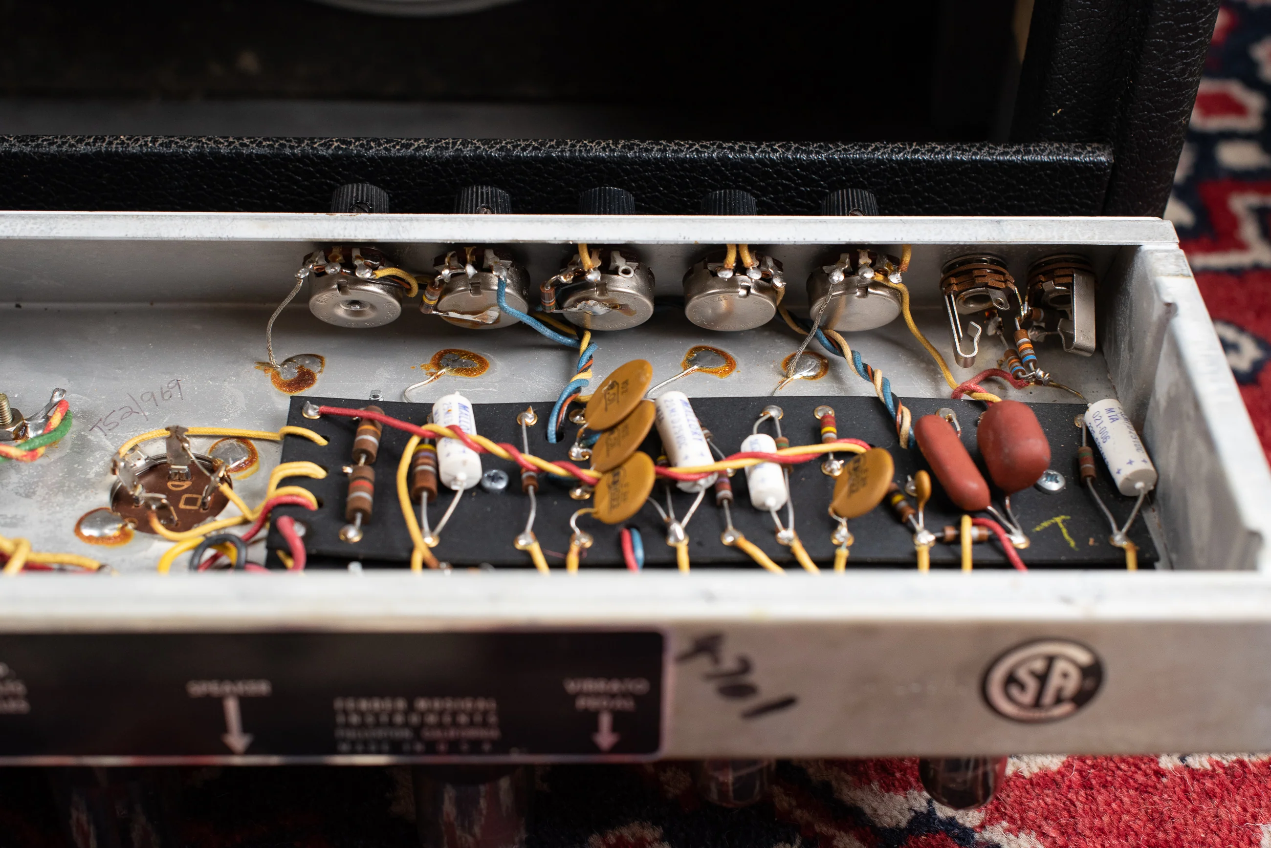 1969 Fender Vibro Champ~Amp Drip Edge Black Line - Image 13