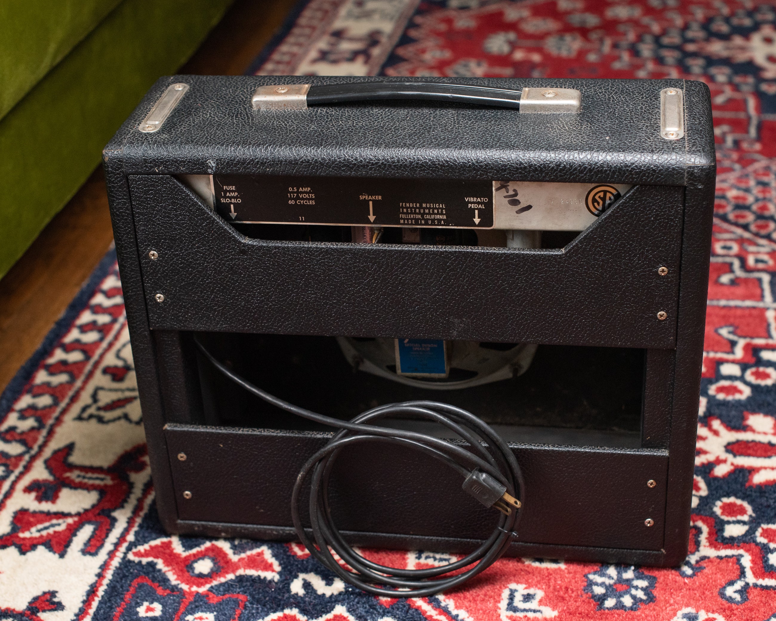 1969 Fender Vibro Champ~Amp Drip Edge Black Line - Image 7