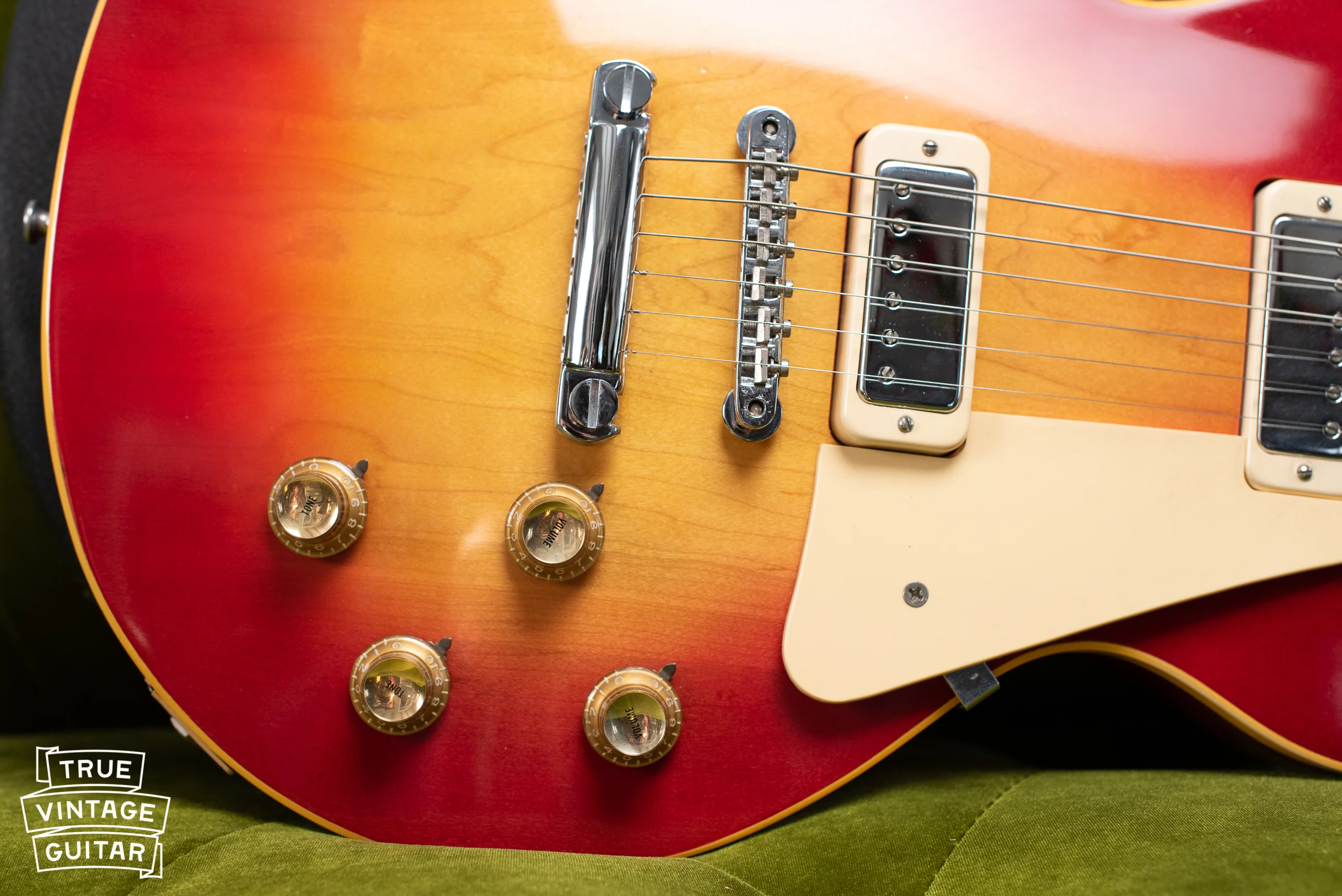 1970 Gibson Les Paul Deluxe Cherry Sunburst - Image 37