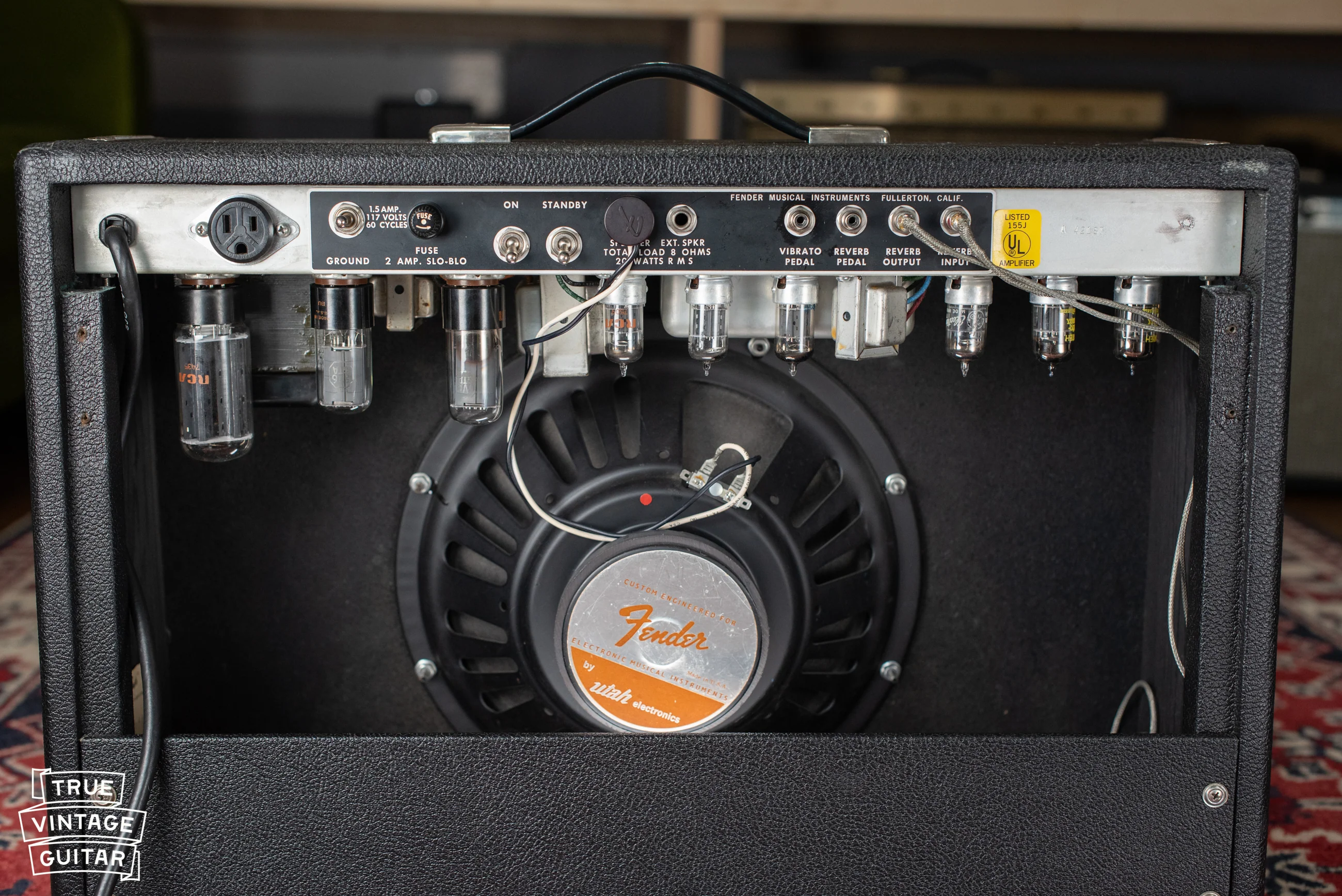1975 Fender Deluxe Reverb Amp - Image 10