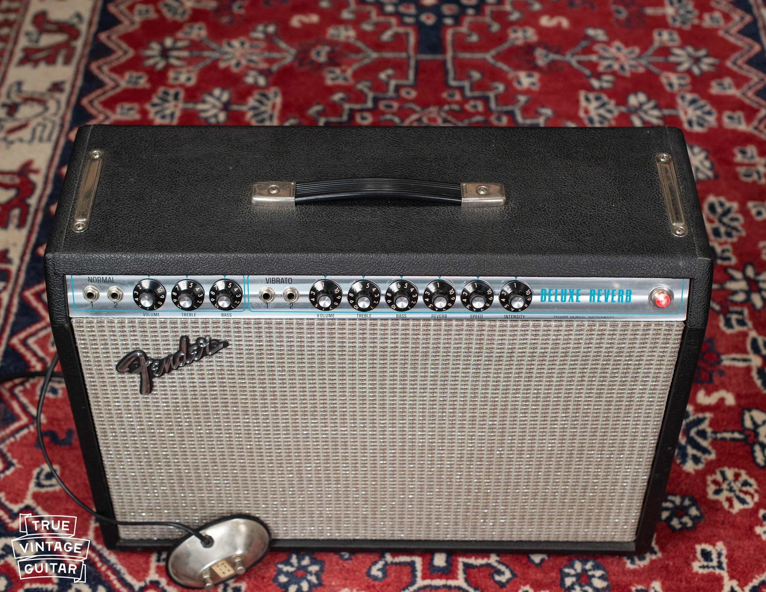 1975 Fender Deluxe Reverb Amp - Image 3