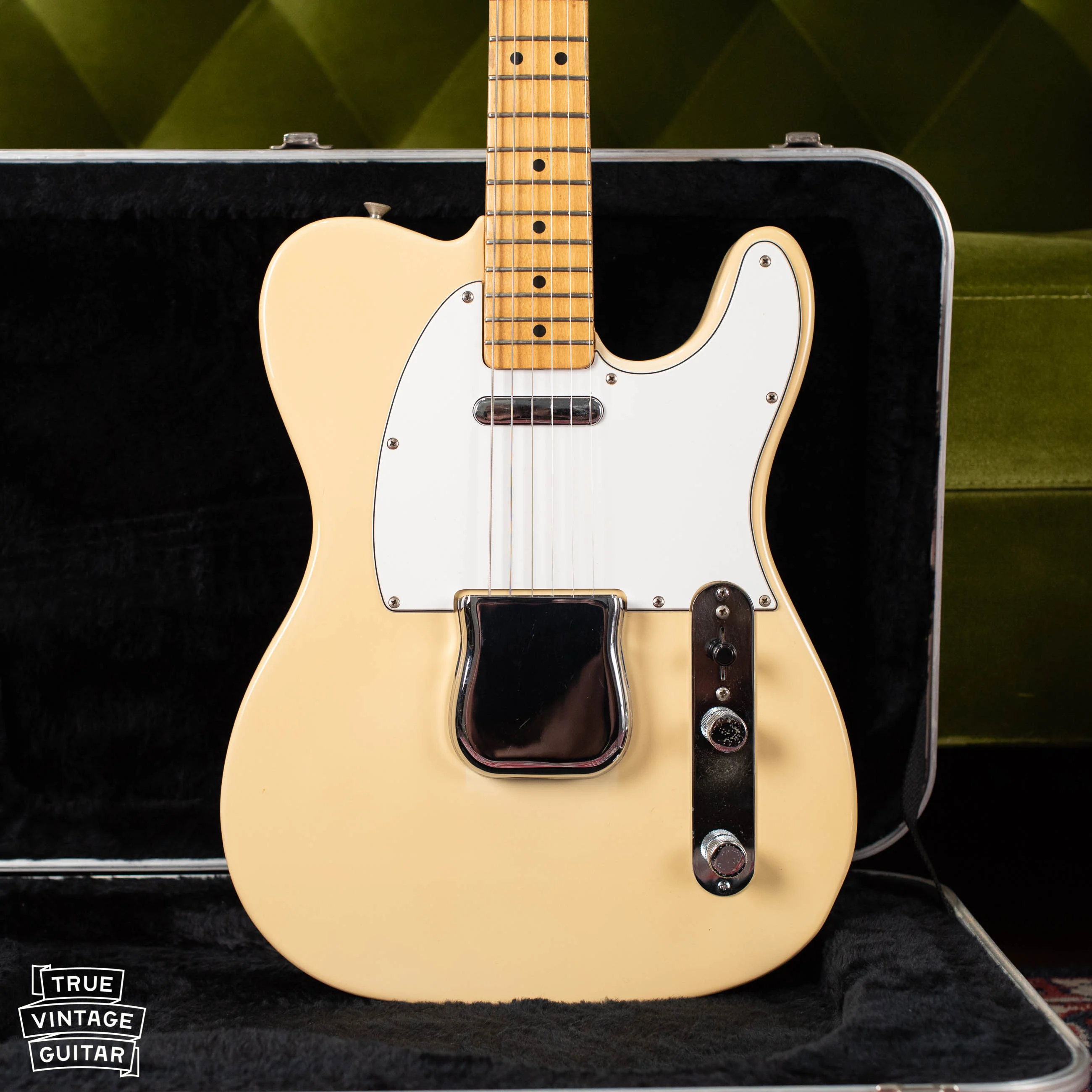 1982 Fender Telecaster Arctic White - Image 10