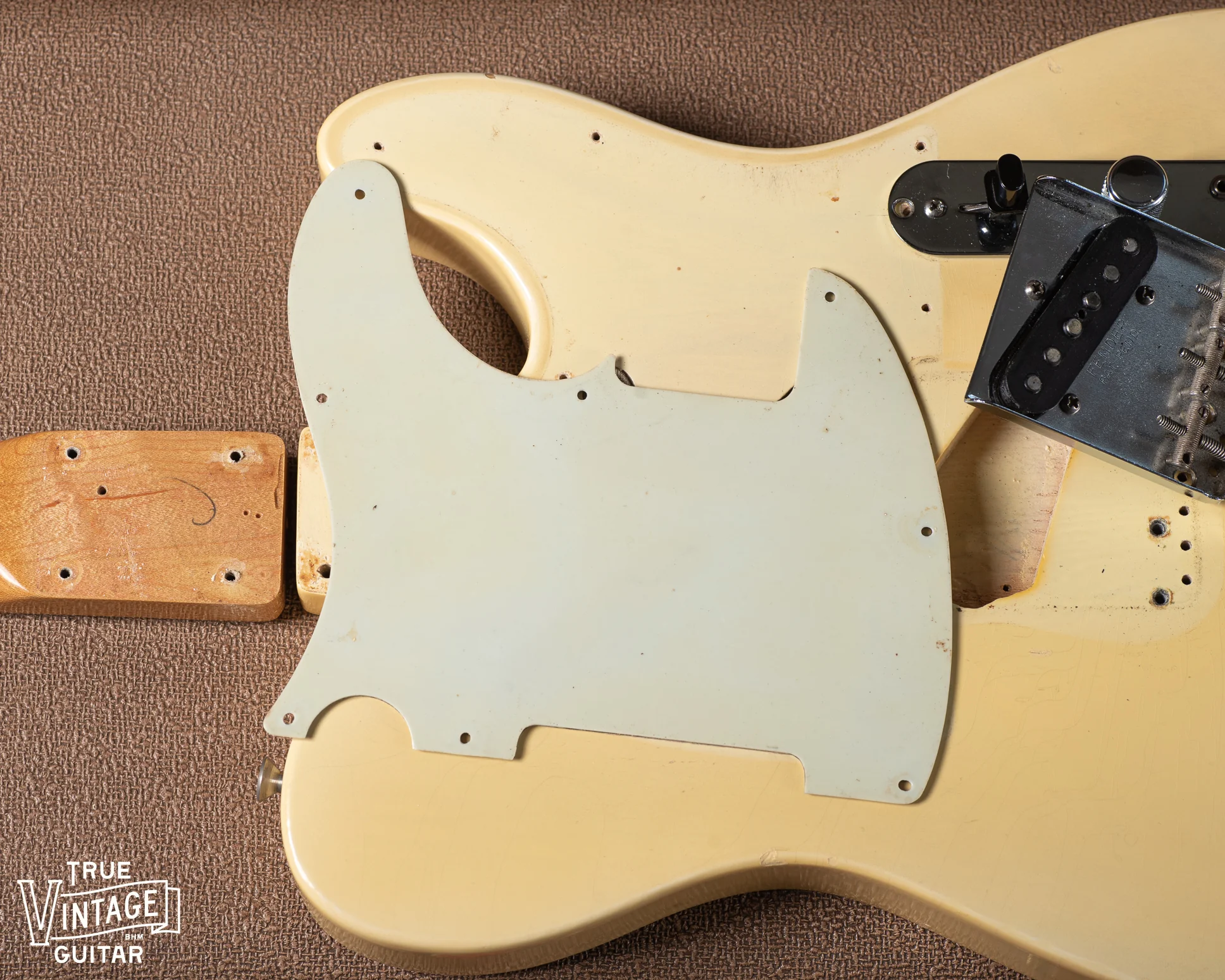 Fender Esquire 1960 Blond Nitrate Pickguard - Image 20