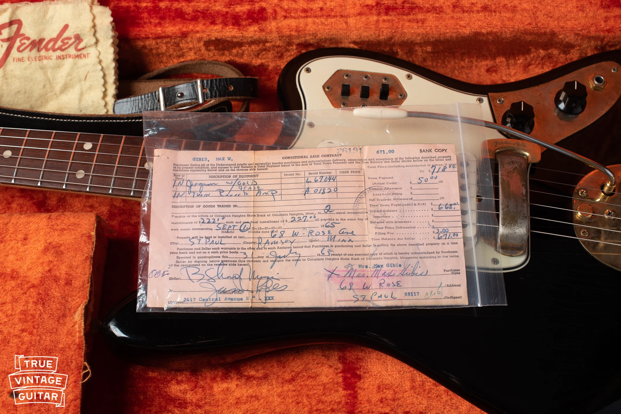 Fender Jaguar 1965 Black with Gold Hardware - Image 7