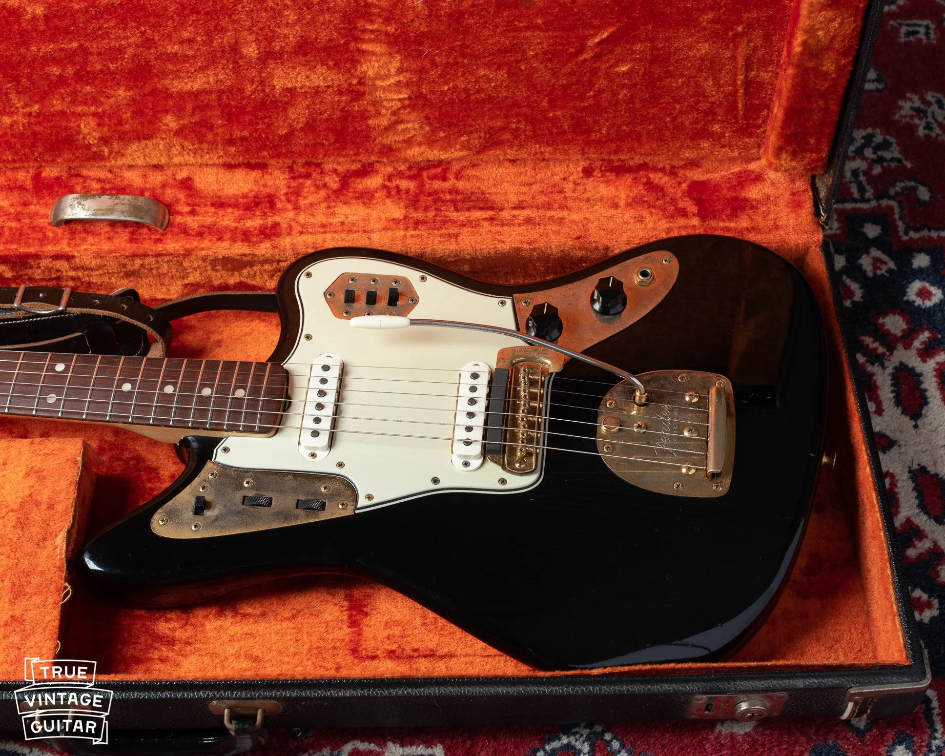 Fender Jaguar 1965 Black with Gold Hardware - Image 8