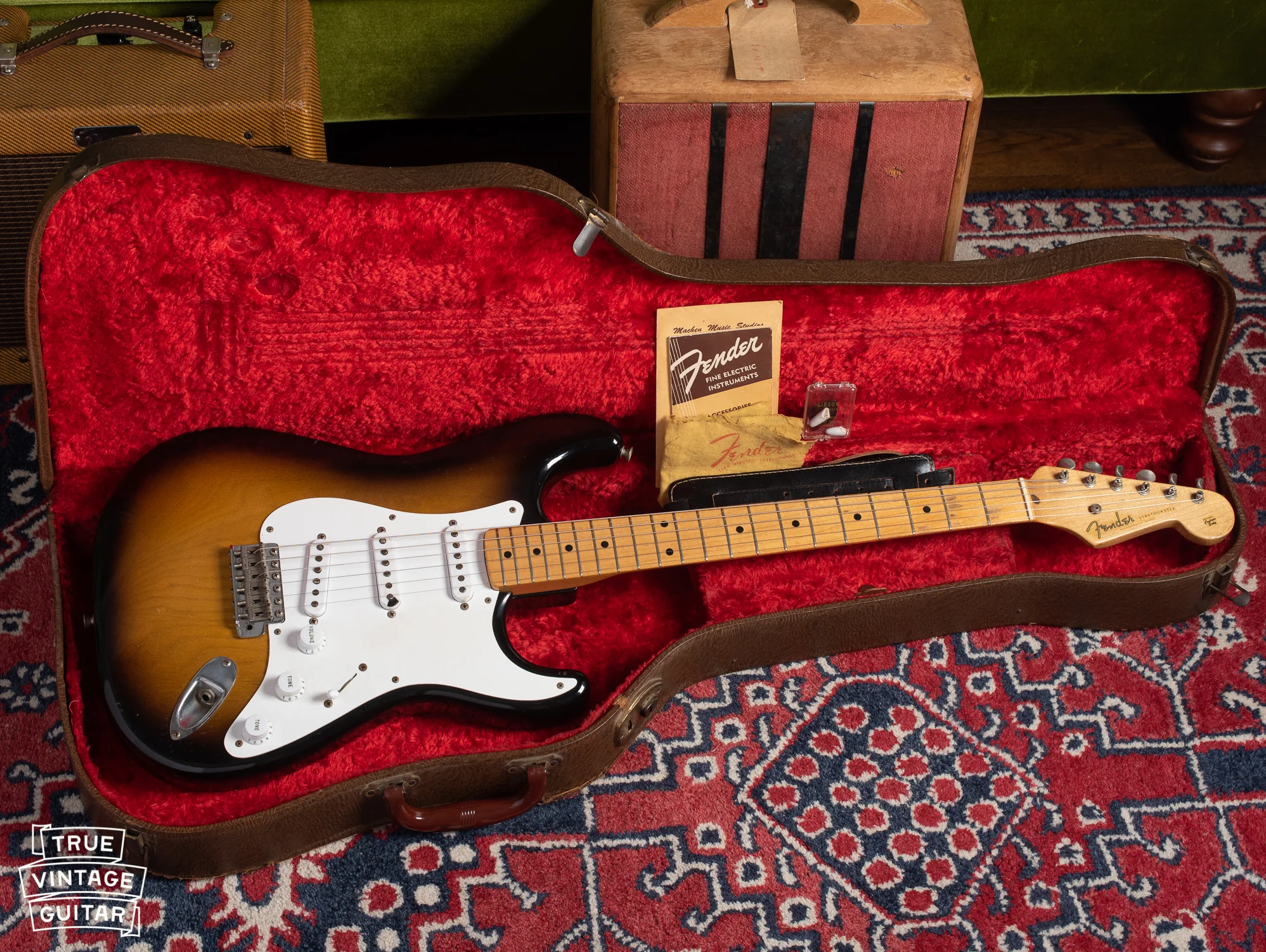 Fender Stratocaster 1954 - Image 9