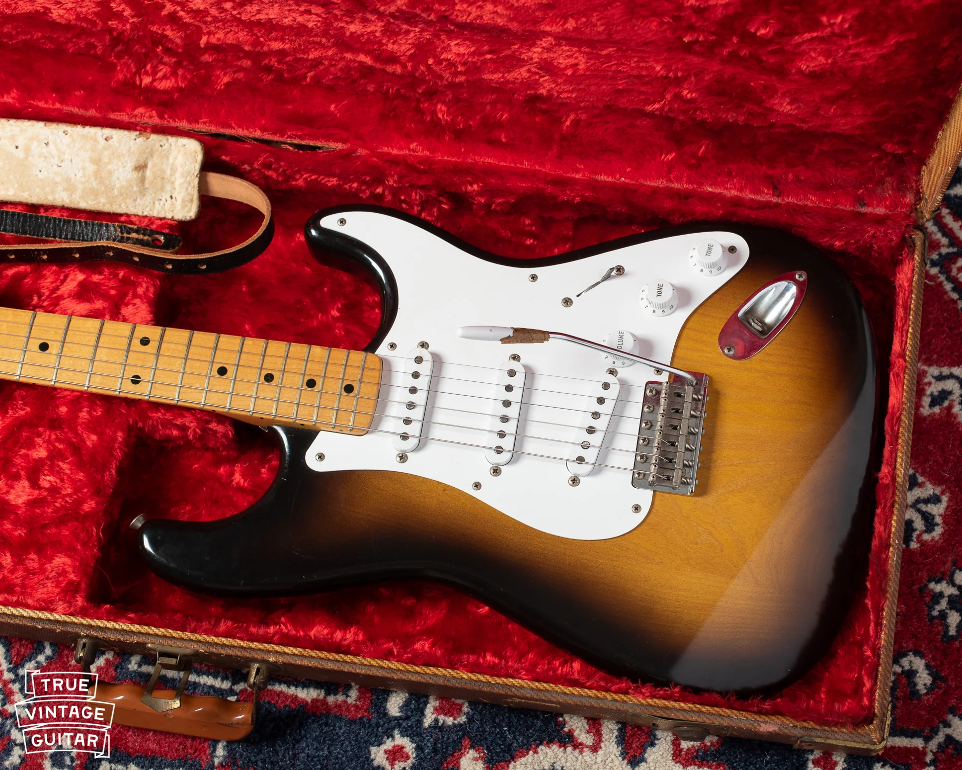 Fender Stratocaster 1954 - Image 12