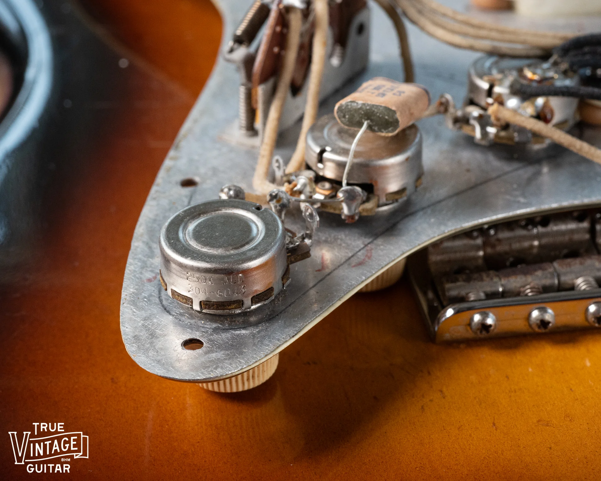Fender Stratocaster 1960 Sunburst - Image 17