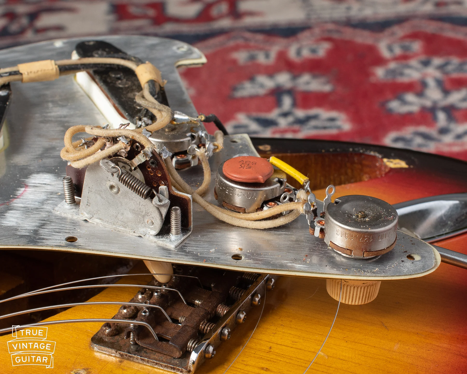 Fender Stratocaster 1963 Sunburst - Image 13