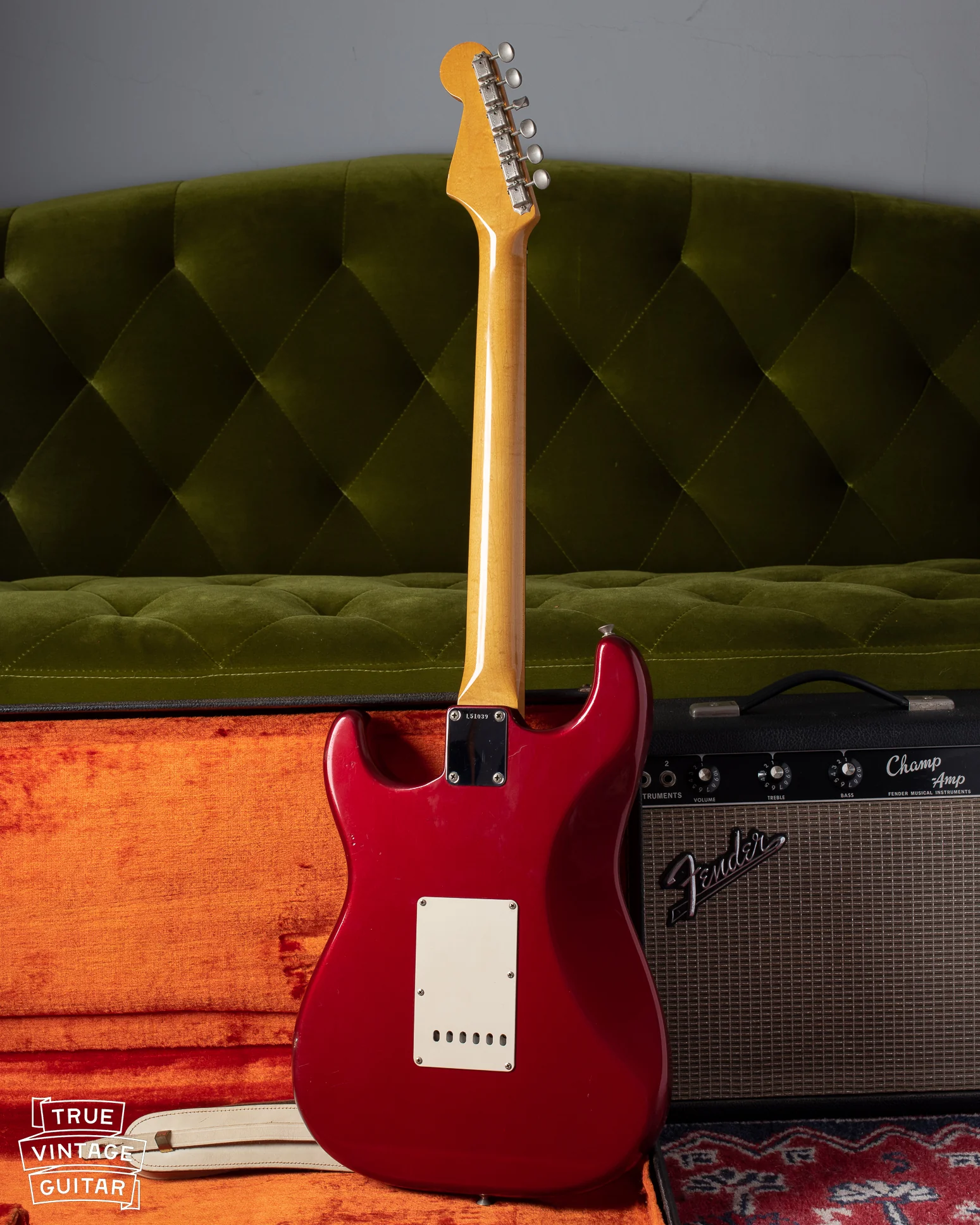 Candy Apple Red '65 Strat - Image 4