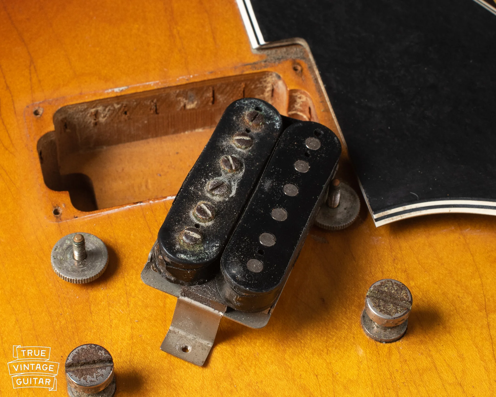 Gibson ES-335 1960 Sunburst - Image 18