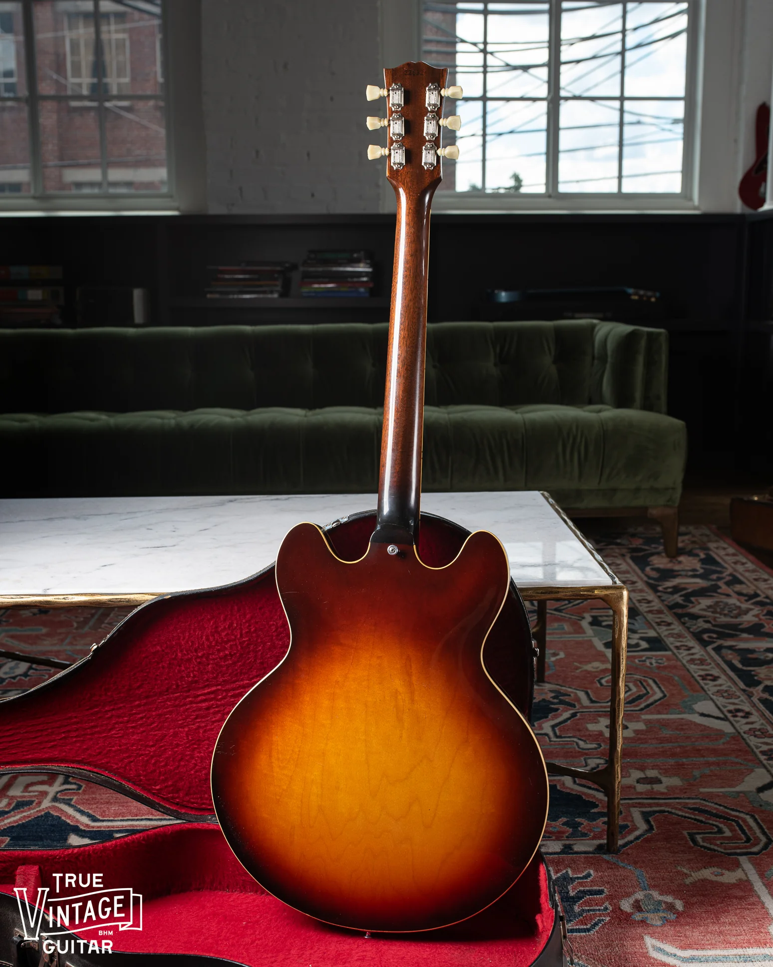 Gibson ES-335 1965 Wide Neck - Image 9