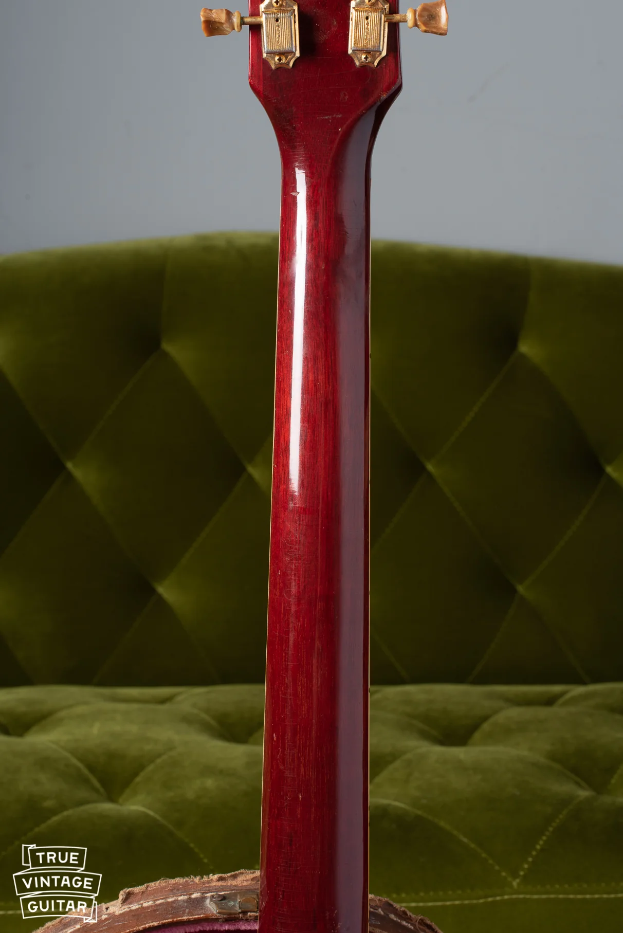 Photo gallery of a 1960 Gibson ES-345 TDC Cherry Red - Image 13