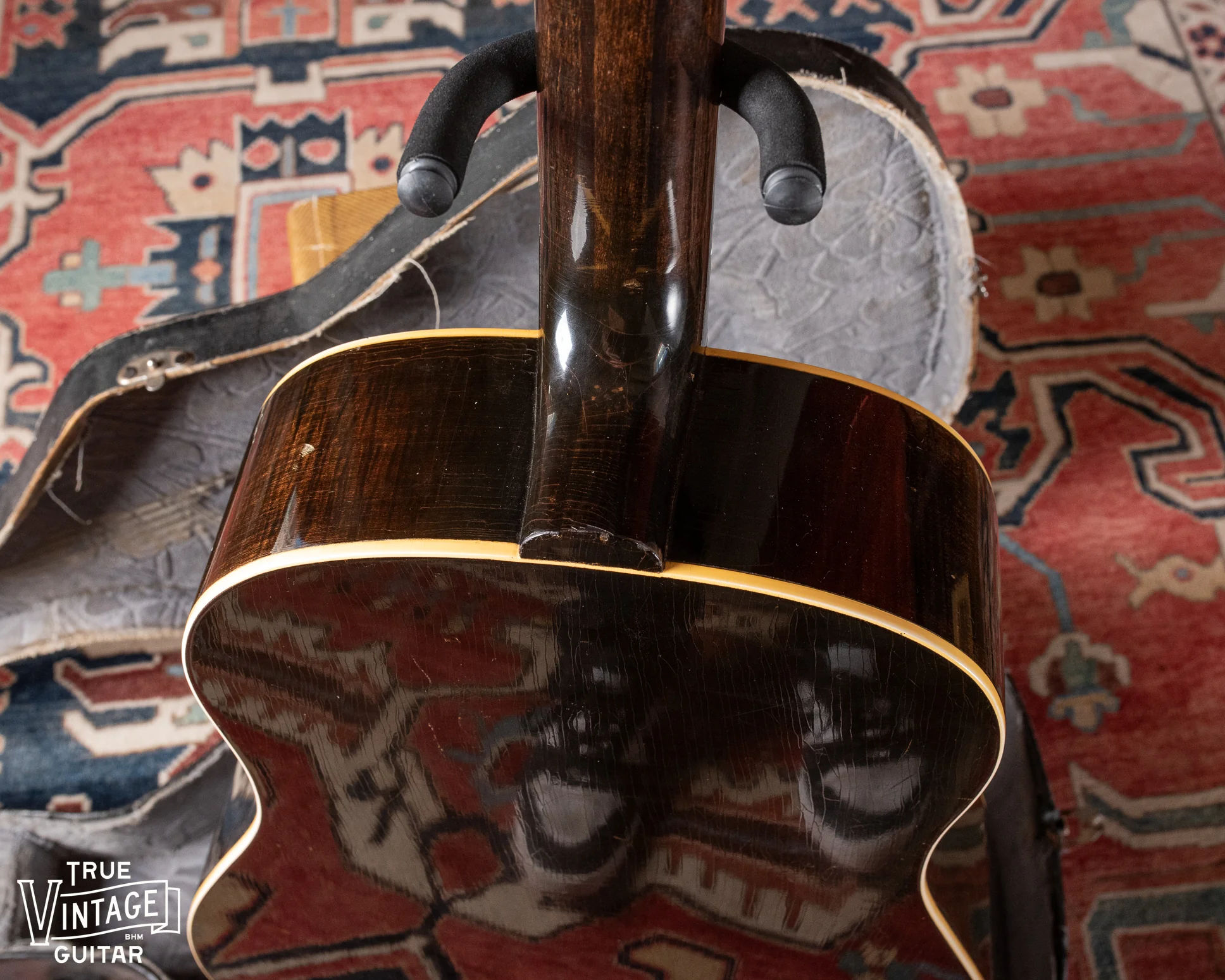 Gibson J-45 Banner 1945 with Maple back and sides - Image 13
